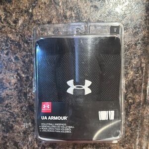 Black UA Volleyball Kneepads Large